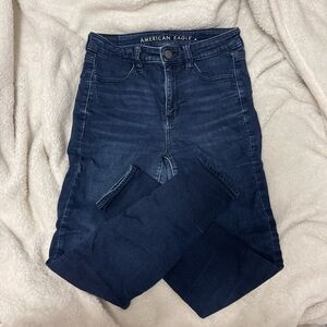 Size 4 ( short ) American eagle skinny jeans
